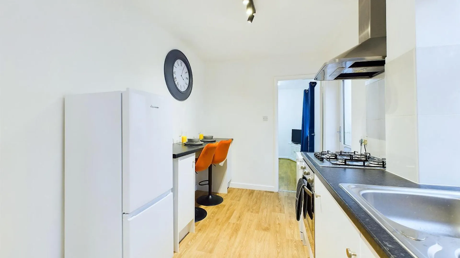 New Portland House By Signature Stays - 3 Bedroom House In Cheltenham